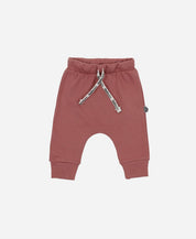 Calça de Bebê Harém Unissex MiniMalista | Liso Dark Rose - MiniMalista Baby - 0.2, b2b, Baby, black-friday, com-desconto-mm10, Meia Estação, Menina, tab-tam-calça-bolsão-kids -bebê-minimalista-estiloso