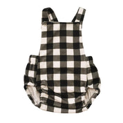 Jardineira de Bebê Unissex Vichy Preto - MiniMalista Baby - 0.3, b2b, Baby, black-friday, Calor, Menino, Neutro, outlet, SALE-FINAL, tab-tam-jardineiras, Unissex, Verão -bebê-minimalista-estiloso