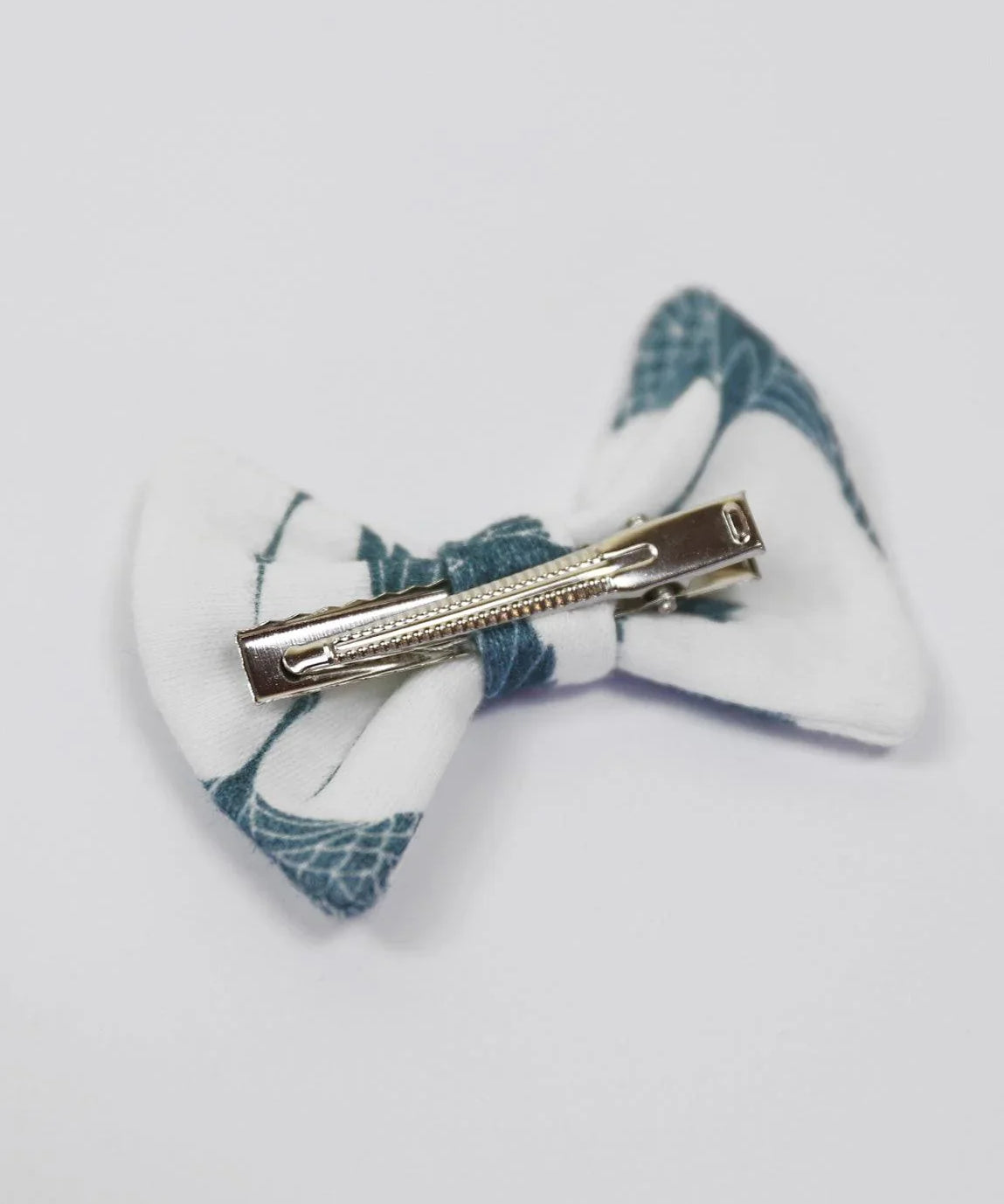 Laço de Cabelo com Clip | Blue Flock - MiniMalista Baby - 0.3, 0.4, b2b, Baby, black-friday, com-desconto-mm10, Meia Estação, Menina -bebê-minimalista-estiloso