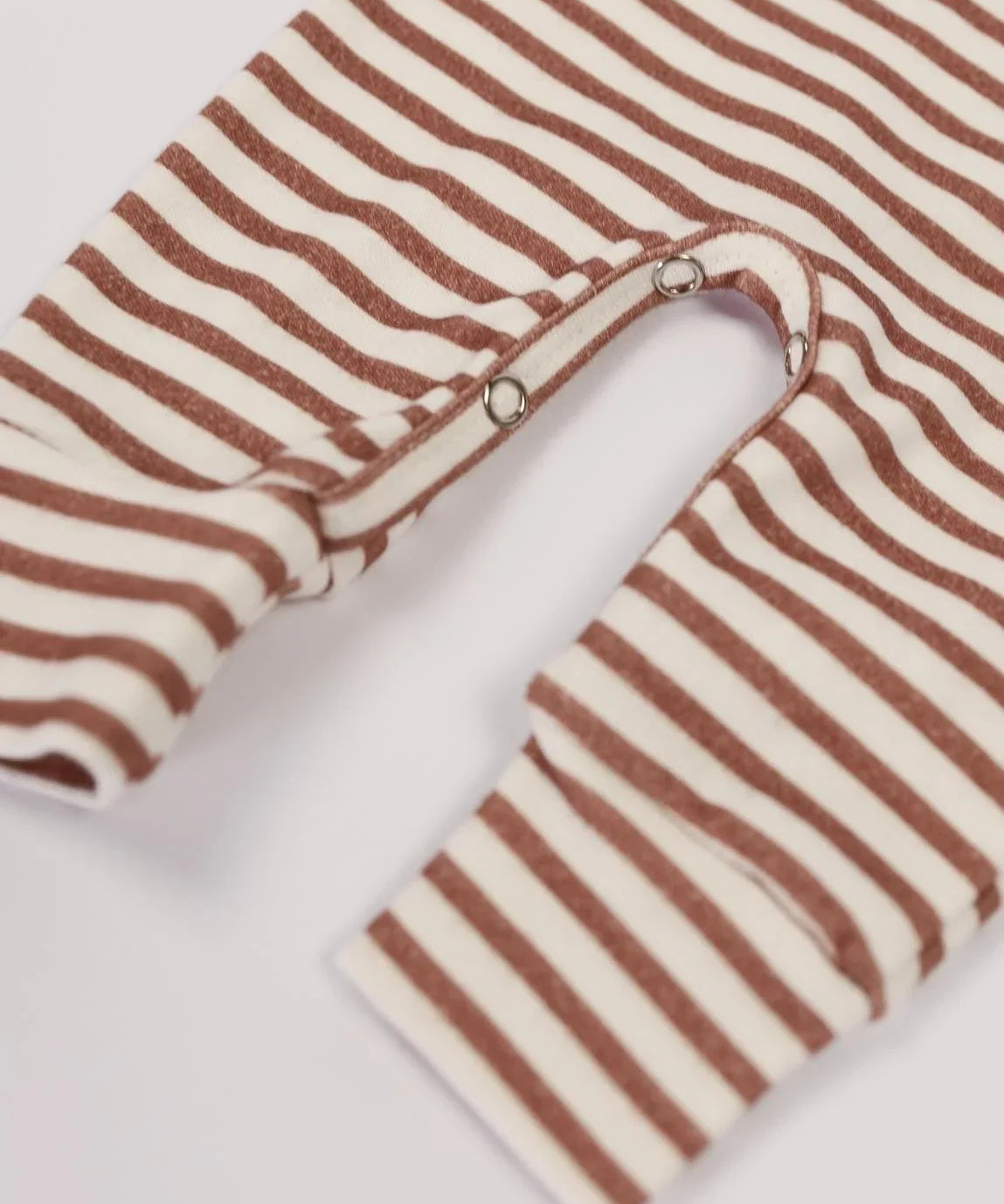 Macacão de Bebê Raglan Botões Unissex | Listrinhas Chutney - MiniMalista Baby - 0.3, 2macacoespor199, b2b, Baby, black-friday, com-desconto-mm10, Meia Estação, Menino, Neutro, new, tab-tam-mac-botões, Unissex, Winter Sale 20% -bebê-minimalista-estiloso