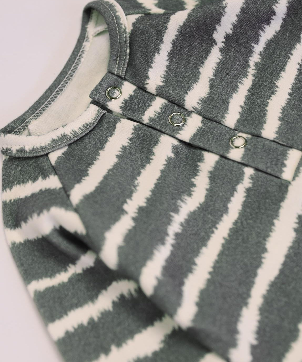 Macacão de Bebê Raglan Botões Unissex | Tie Dye - MiniMalista Baby - 0.35, 2macacoespor199, b2b, Baby, black-friday, com-desconto-mm10, Meia Estação, Menino, tab-tam-mac-botões -bebê-minimalista-estiloso