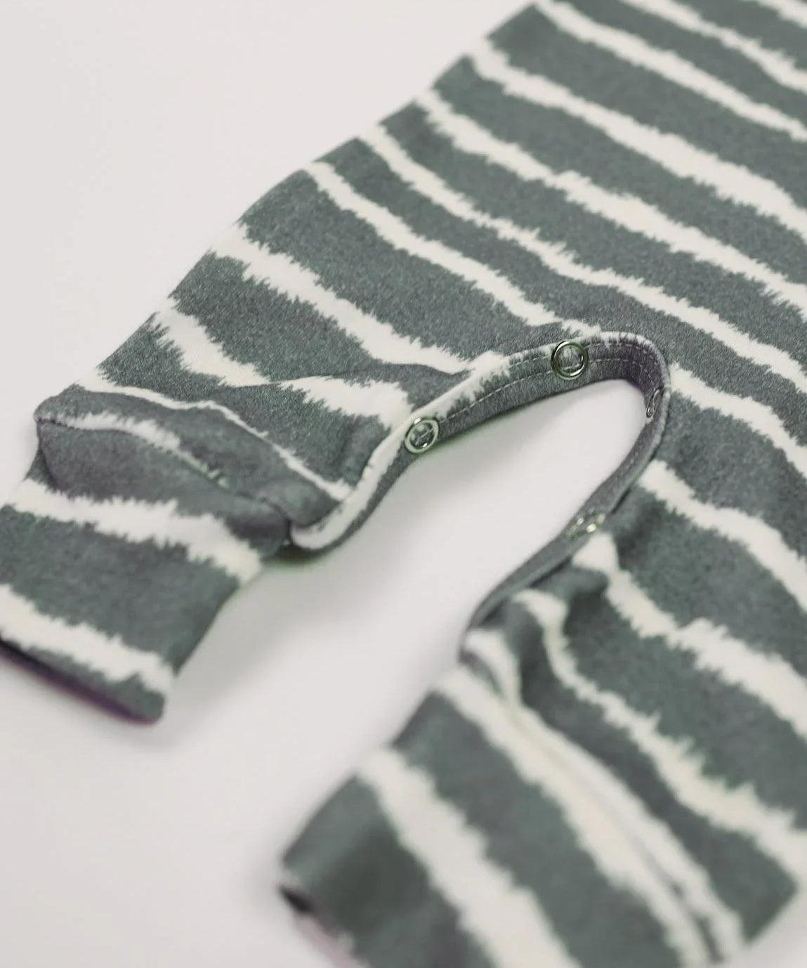 Macacão de Bebê Raglan Botões Unissex | Tie Dye - MiniMalista Baby - 0.35, 2macacoespor199, b2b, Baby, black-friday, com-desconto-mm10, Meia Estação, Menino, tab-tam-mac-botões -bebê-minimalista-estiloso